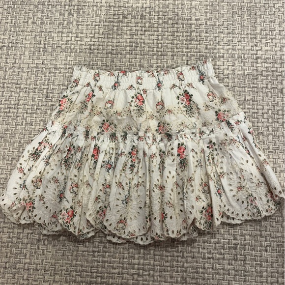 Floral Lace Skirt - Picture 2 of 4